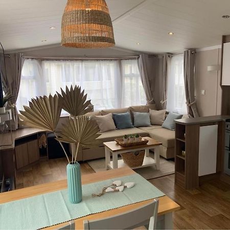 Cosy, Coastal Themed Holiday Home, Rockley Park, Poole, Dorset Εξωτερικό φωτογραφία