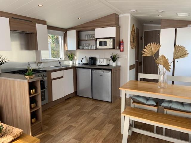 Cosy, Coastal Themed Holiday Home, Rockley Park, Poole, Dorset Εξωτερικό φωτογραφία