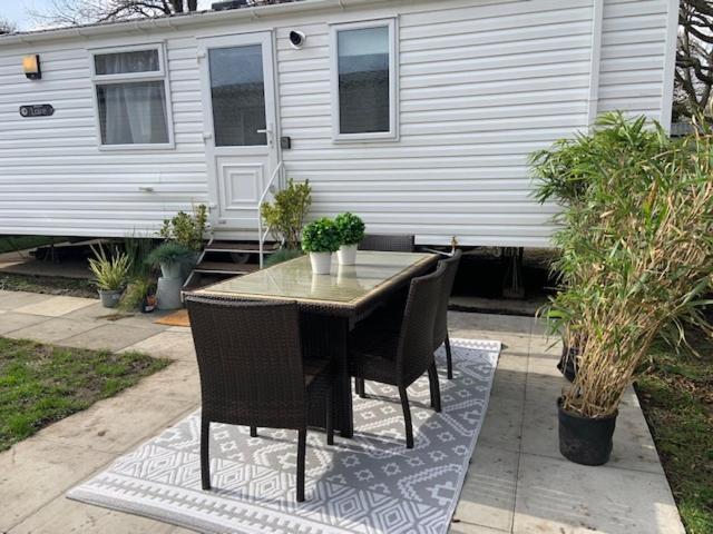 Cosy, Coastal Themed Holiday Home, Rockley Park, Poole, Dorset Εξωτερικό φωτογραφία