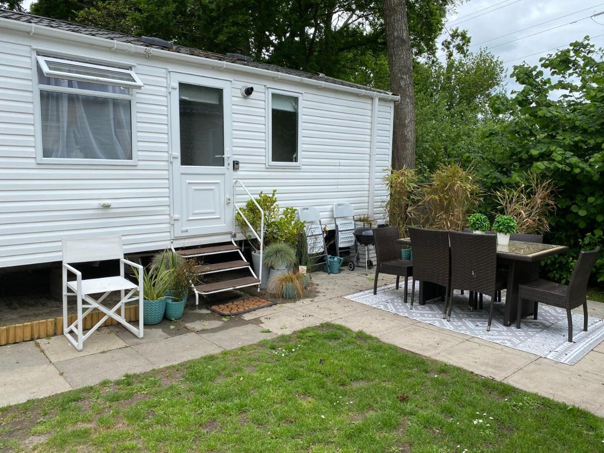 Cosy, Coastal Themed Holiday Home, Rockley Park, Poole, Dorset Εξωτερικό φωτογραφία
