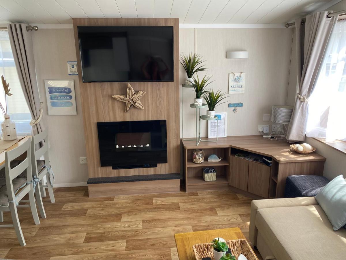 Cosy, Coastal Themed Holiday Home, Rockley Park, Poole, Dorset Εξωτερικό φωτογραφία